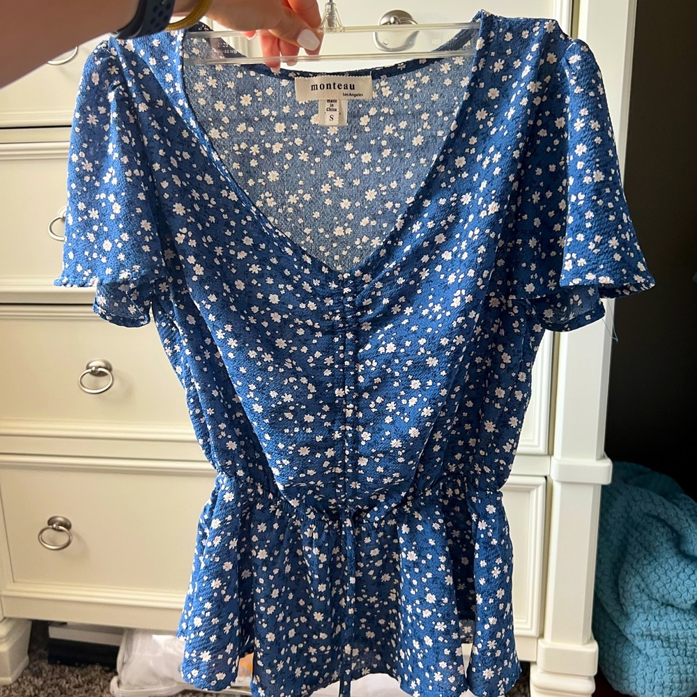 Cinched waist floral top